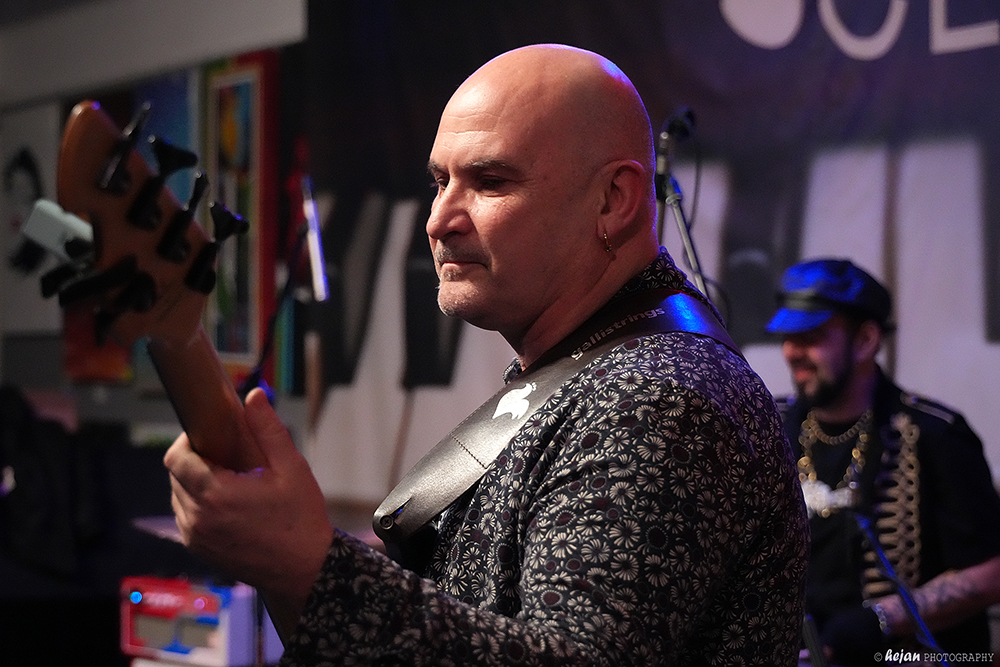 JazzClub - Niki Buzz Band