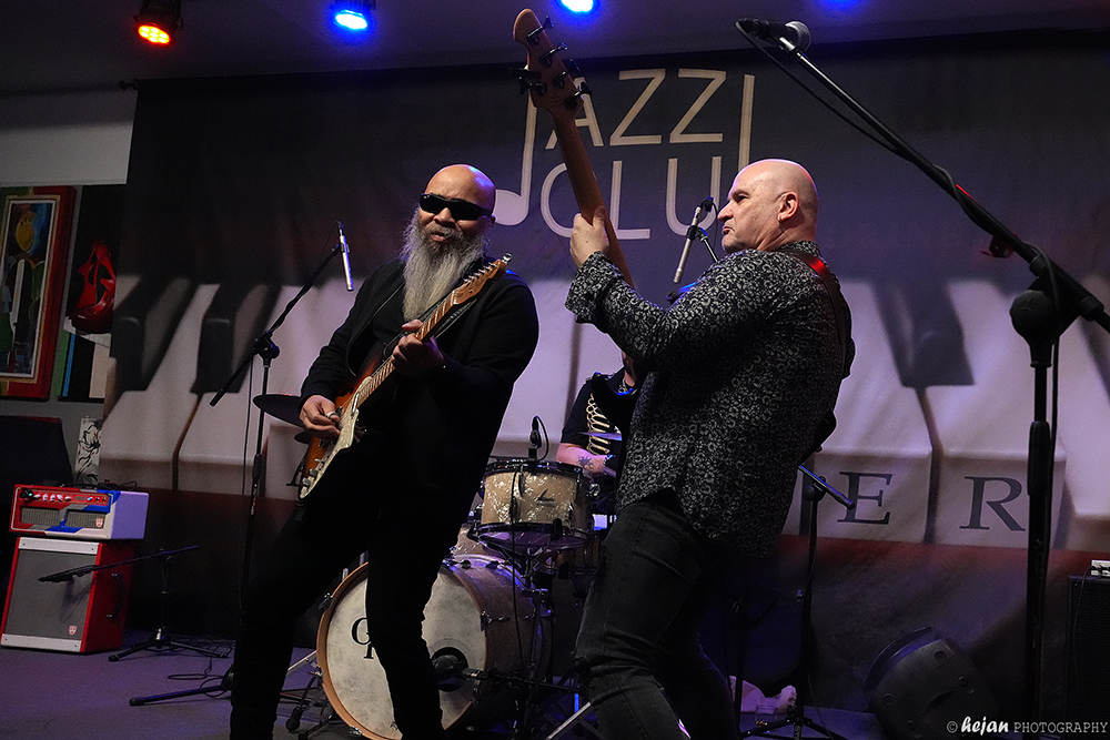 JazzClub - Niki Buzz Band