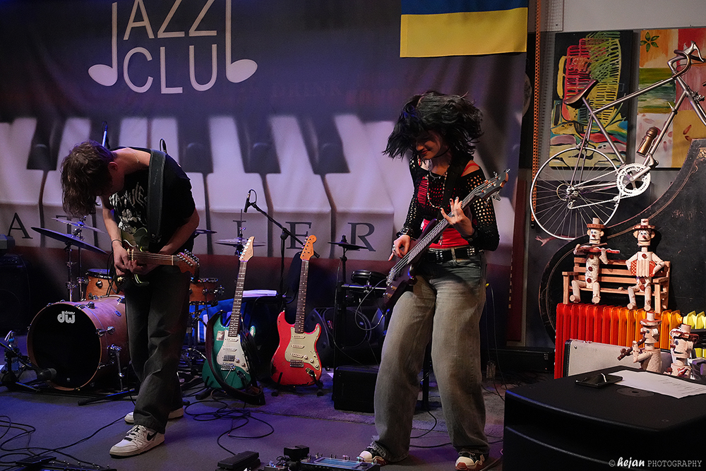 JazzClub - MADHOUSE
