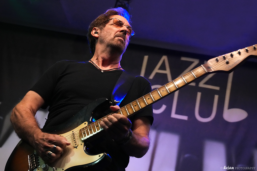 JazzClub - Cliff Stevens