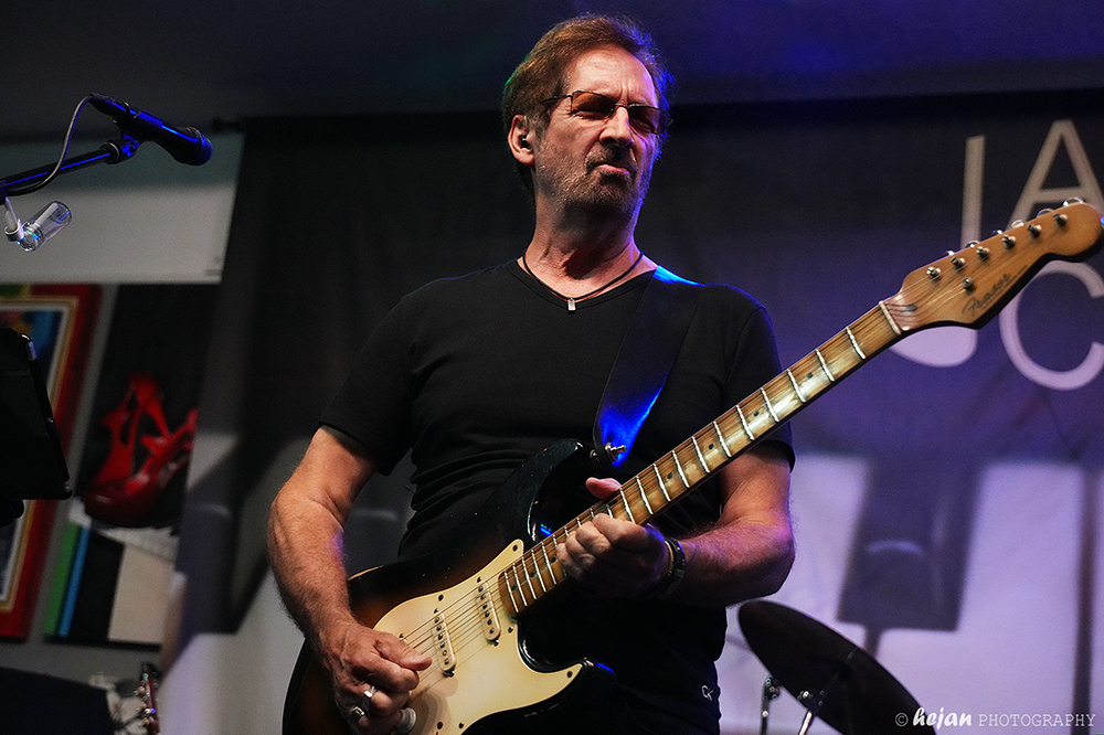 JazzClub - Cliff Stevens